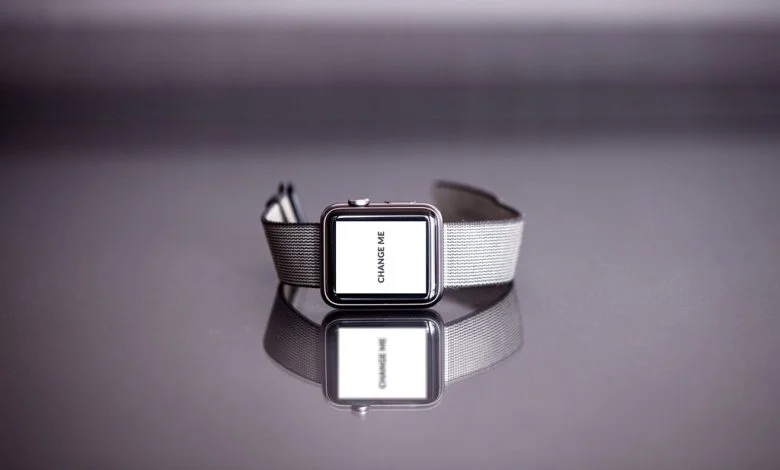 Silver Apple Watch with Reflection Mockup Download | Mockup Free PSD Silver Apple Watch with Reflection Mockup
